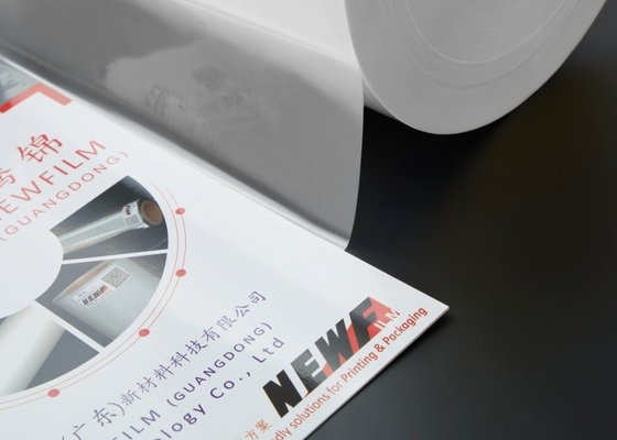 Good price โซลูชั่นการละลายความละเอียด Ultra-thin PET Film with Enhanced Molecular Adhesion และเทคโนโลยีการปฏิกิริยาไฟ ออนไลน์
