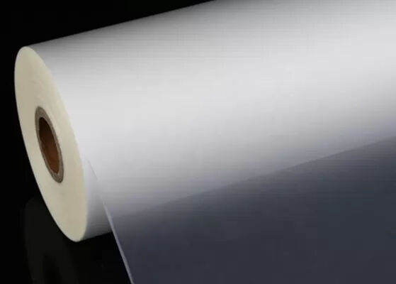 ราคาดี อุณหภูมิทนทาน -40 °C ถึง 120 °C หนังเลมินิชั่นม้วนที่มี 3 นิ้วกระดาษแกนและตัวเลือกผสม UV น้ําละลาย ออนไลน์